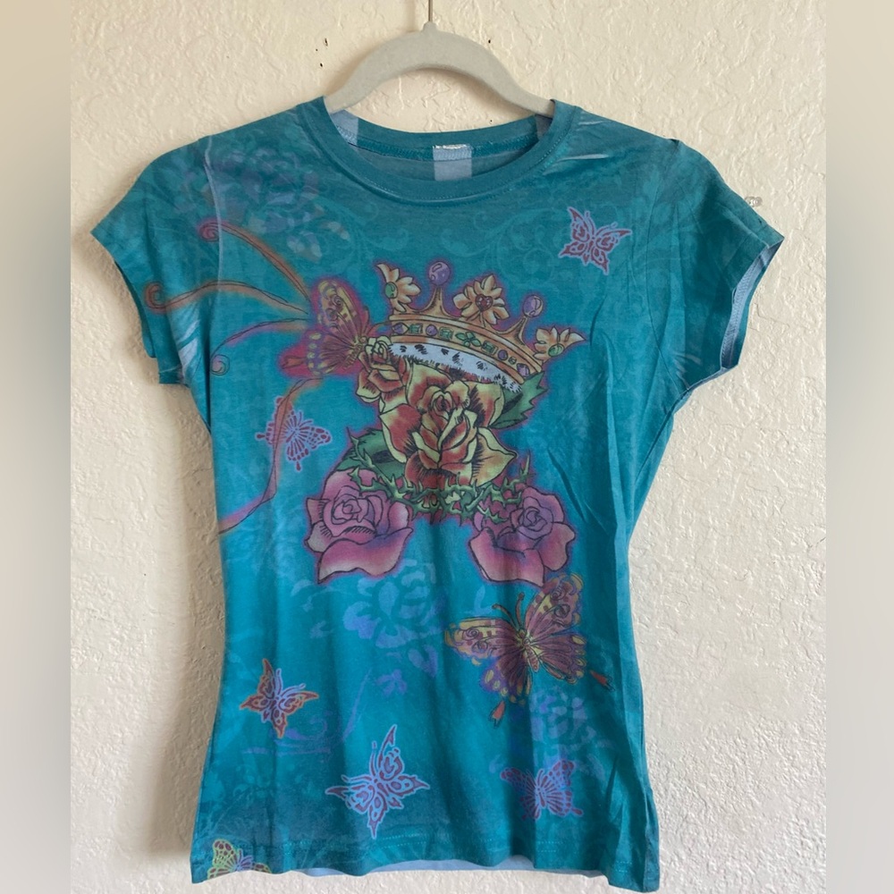 Vintage Y2K flower crown shirt.